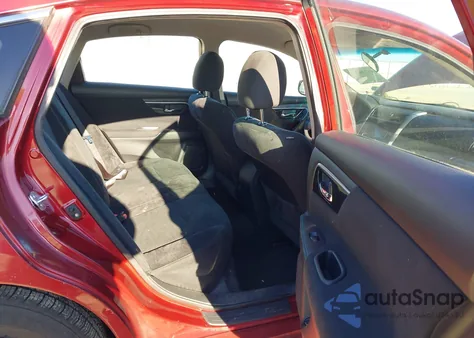 2014 Nissan Altima 2.5 из США, поврежденный, VIN 1N4AL3AP1EC129921